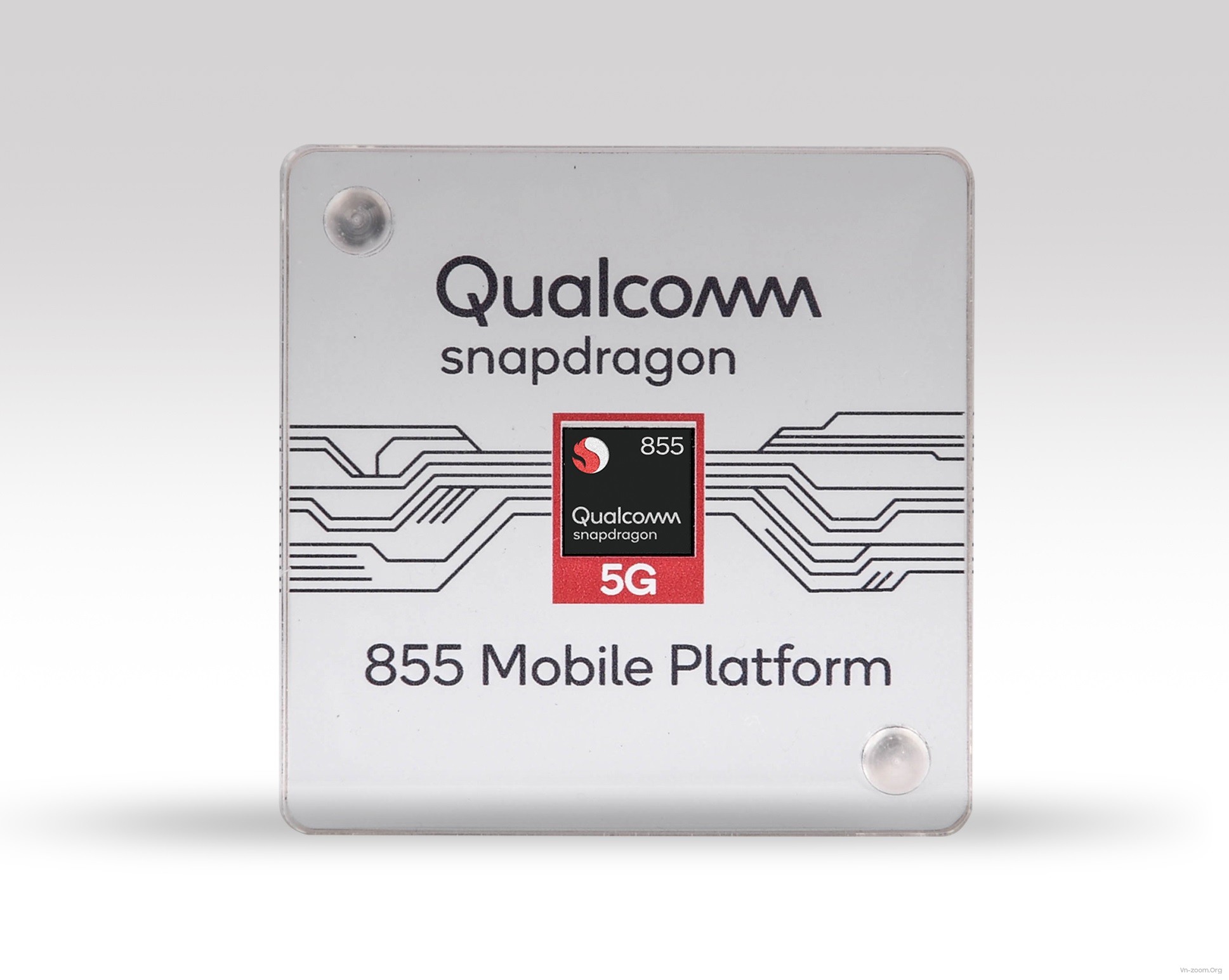 snpadragon-855-mobile-platform-5g-chip-case.jpg