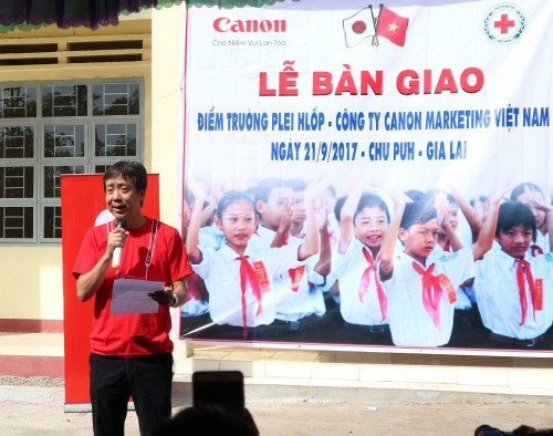 canon02.jpg