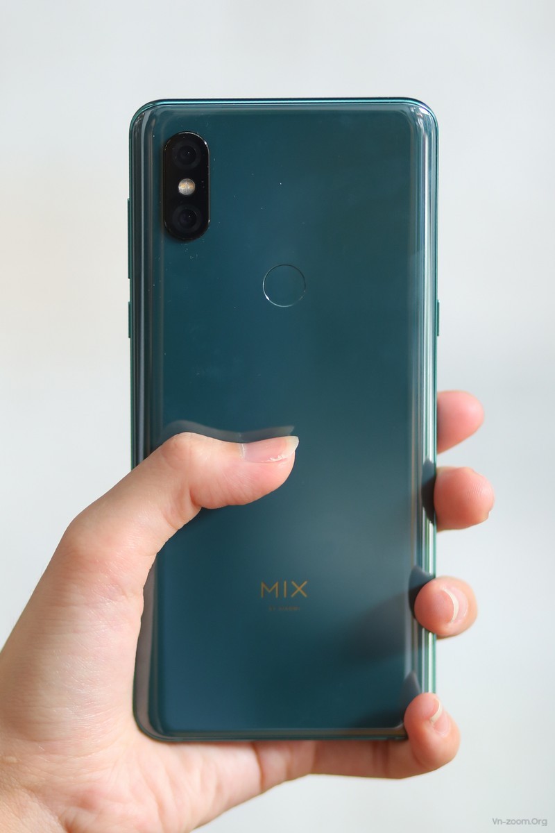 181102-Xiaomi-Mi-MIX-3-workshop-25.jpg