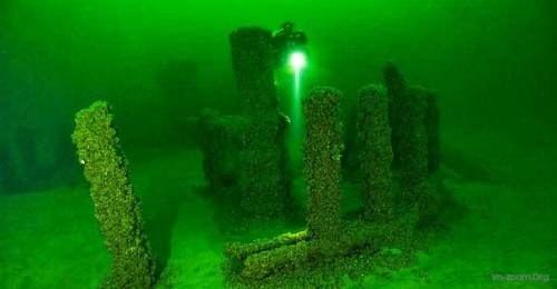 North-American-Stonehenge.jpg