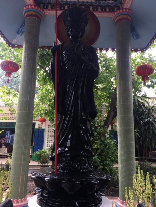 chuyen-ve-pho-tuong-1.jpg