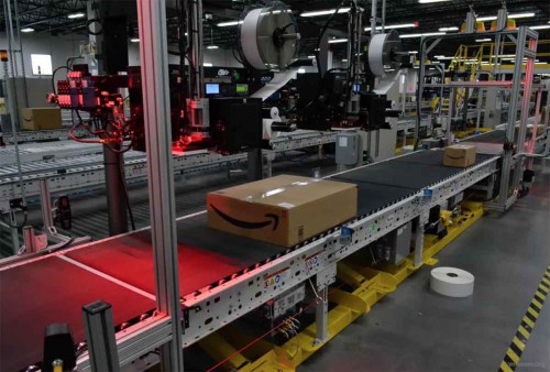 amazon confirms first covid 19 case in us warehouses copy