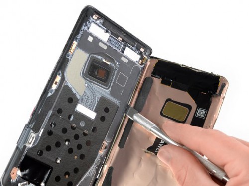 sm6y1RWUM334i6As.jpg