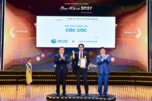 3.Dai-dien-Cc-Cc-tai-le-trao-giai-Sao-Khue-2021-jpg.jpg