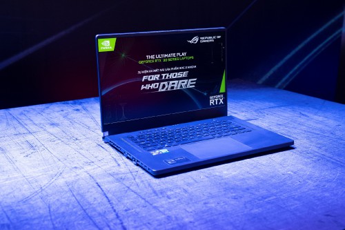 ROG-Zephyrus-G15.jpg