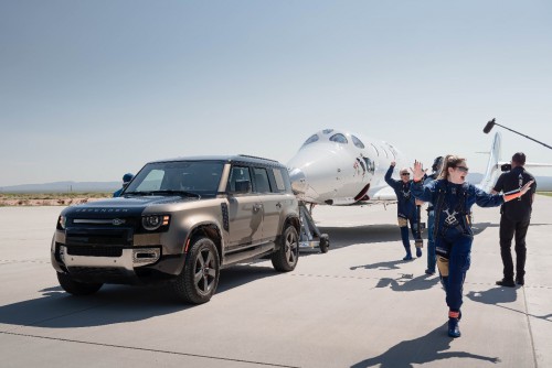 Land-Rover-vs-Virgin-Galactic.jpg