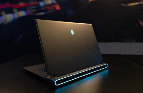 Alienware-m17-R5.jpg