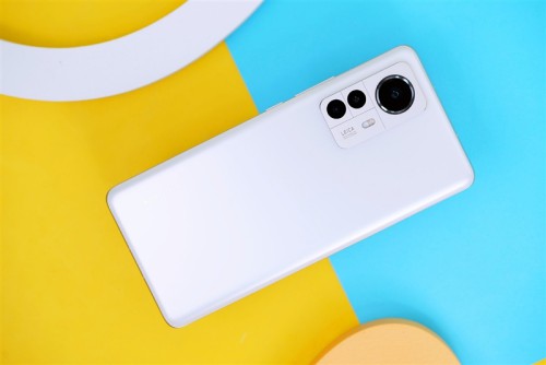 Xiaomi-Mi12-S-Pro-reviews-04.jpg
