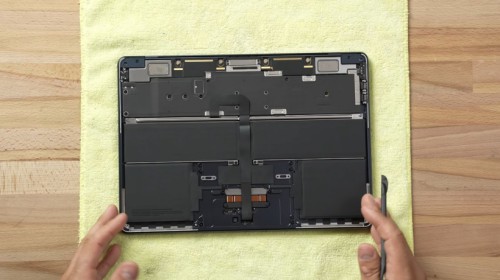 Macbook-Air-M2.jpg