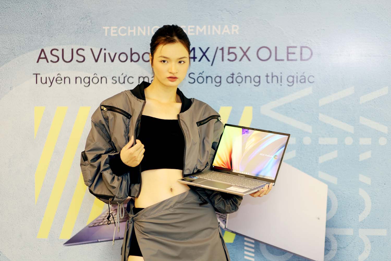 Vivobook-14-X-15X-OLED-2022-b.jpg