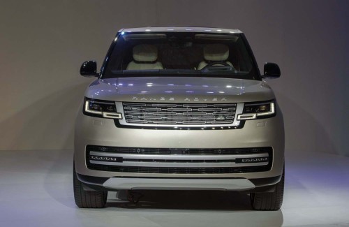 Range-Rover-L460-Ngoai-that-3.jpg