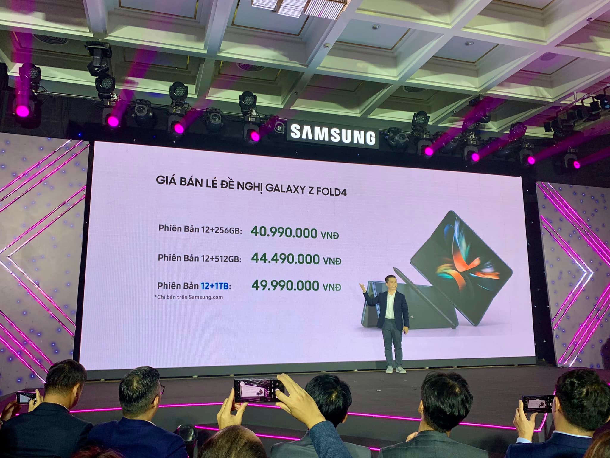 Gia-ban-Samsung-Galaxy-Z-Fold-4.jpg