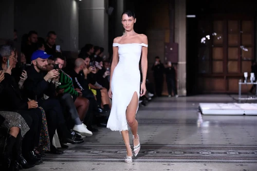 1664581936-bella-hadid-spray-paint-dress-hp_44.webp