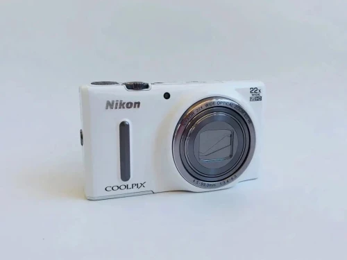 Nikon-Coolpix.webp