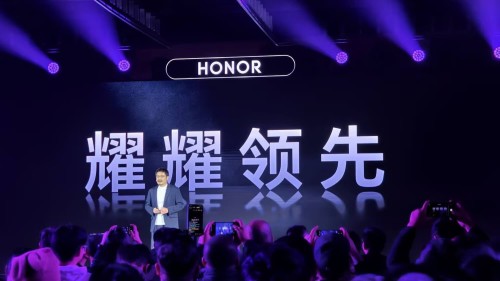 Ban-sao-Honor-vs-Huawei-01.jpg