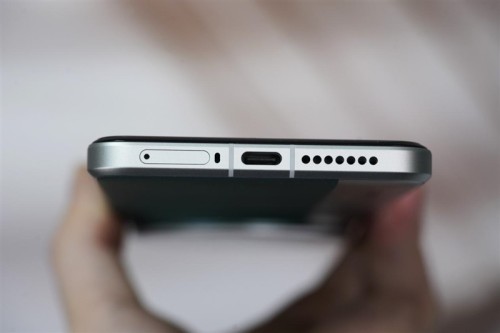 Xiaomi-15-Ultra-handons-07.jpg