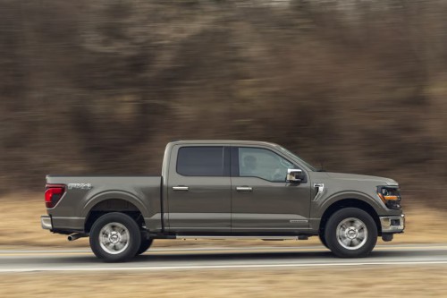 Ford-F-150-XLT03.jpg