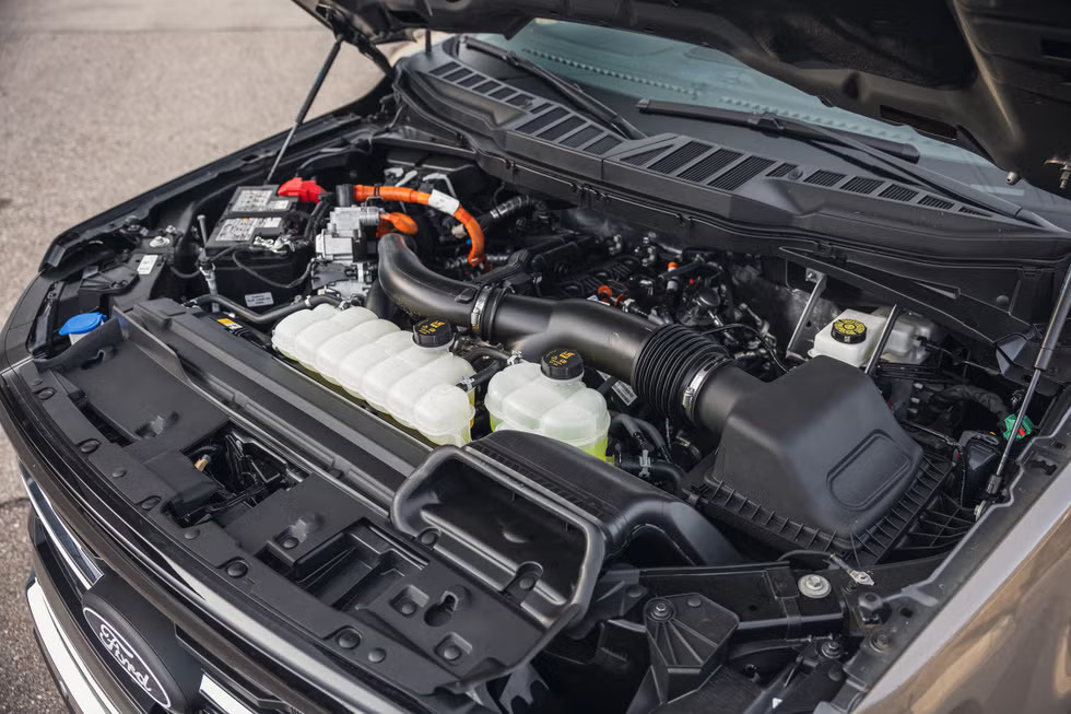 Ford-F-150-XLT05.jpg