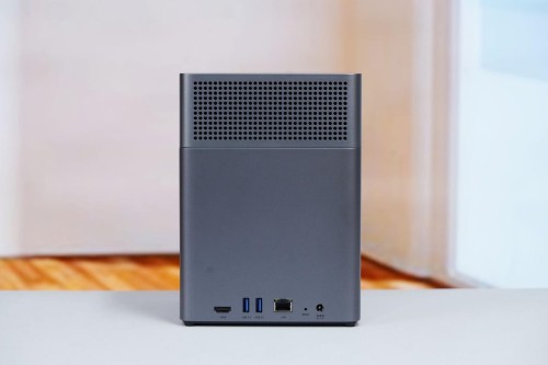 Ugreen-NAS-DH4300-Plus-3.jpeg