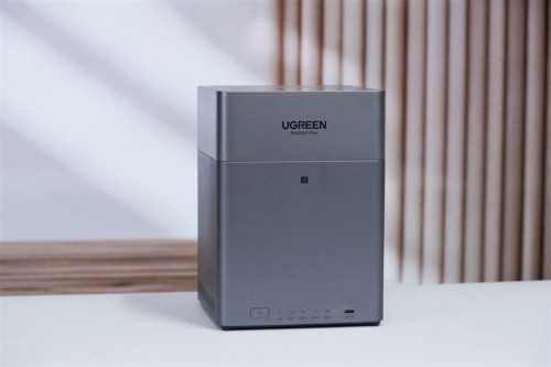 Ugreen-NAS-DH4300-Plus.jpg