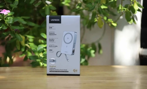 Ugreen-Magflow-Magnetic-Wireless-Qi2-Powerbank.webp