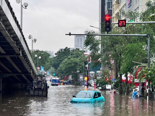 ha-noi-ngap011.jpg