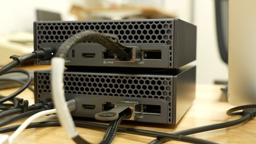 mac-studio-cluster-4-dgx-spark-qsfp1.jpg
