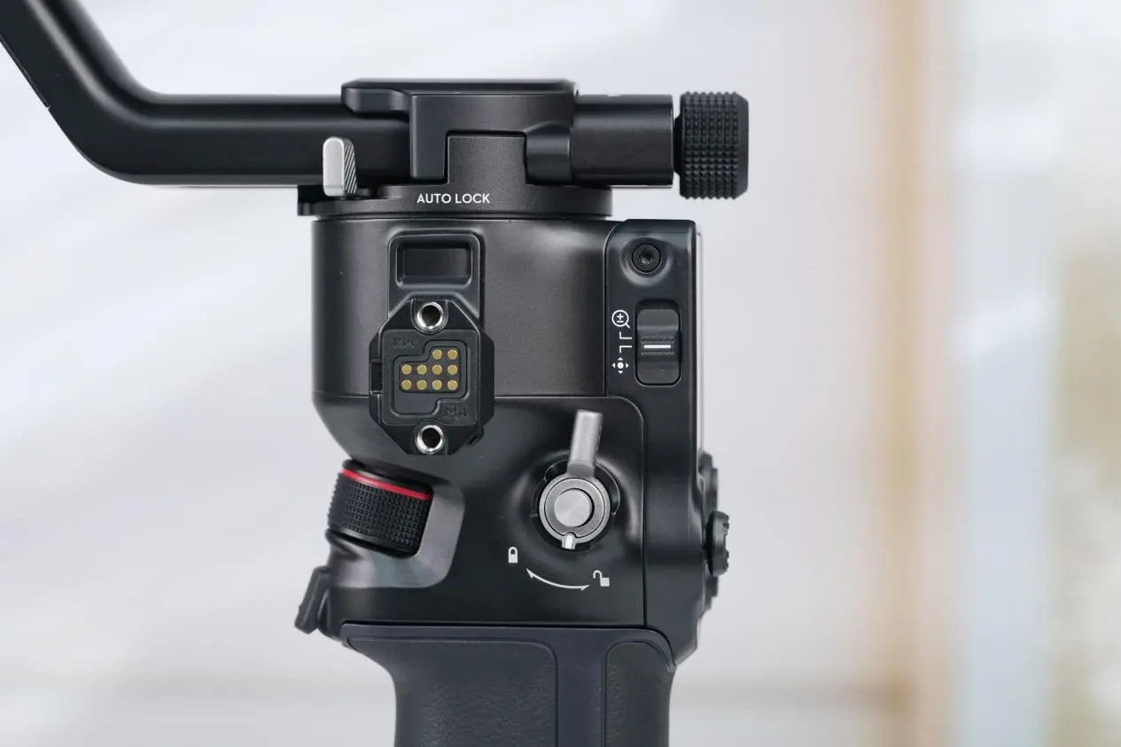 Dji-RS5-07.webp