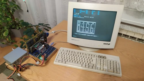 bo-mach-intel-486-3.webp