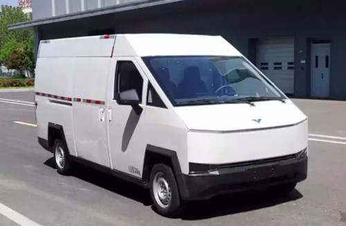 CyberVan1.jpg