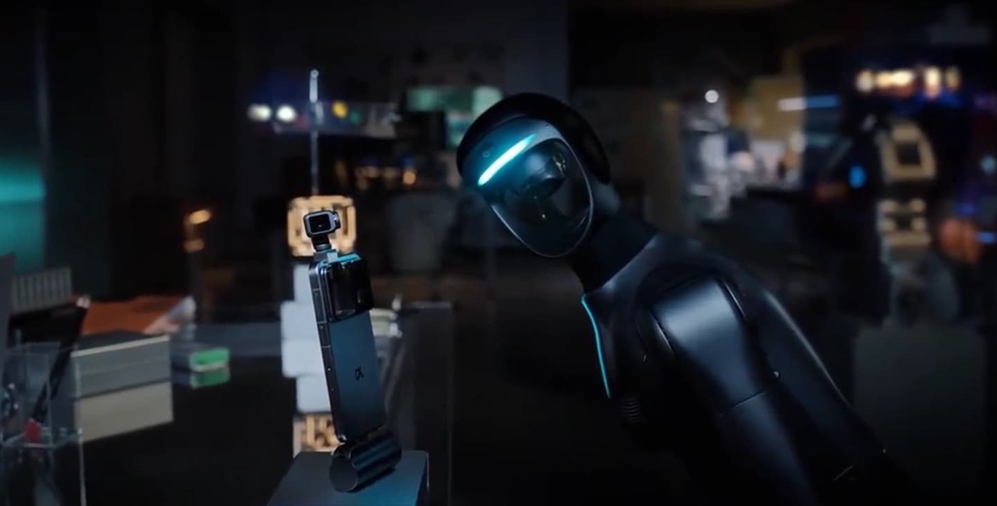 robot-phone.jpg