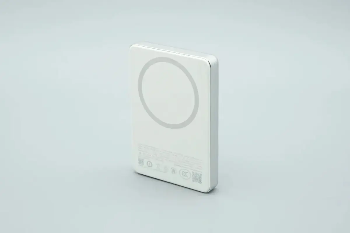 Xiaomi-sac-tu-tinh-10000mAH-01.webp