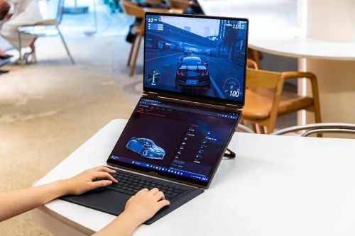 ROG-Zephyrus-7.webp