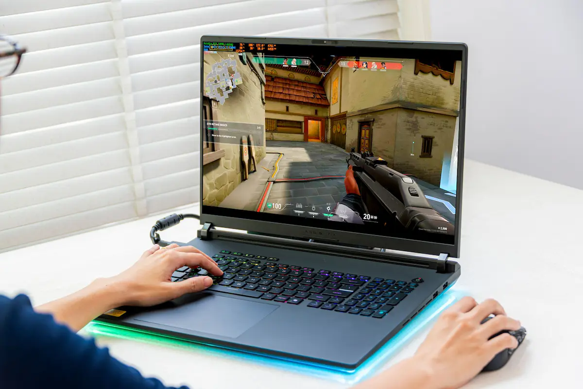 ROG-Strix-SCAR-18-15.webp