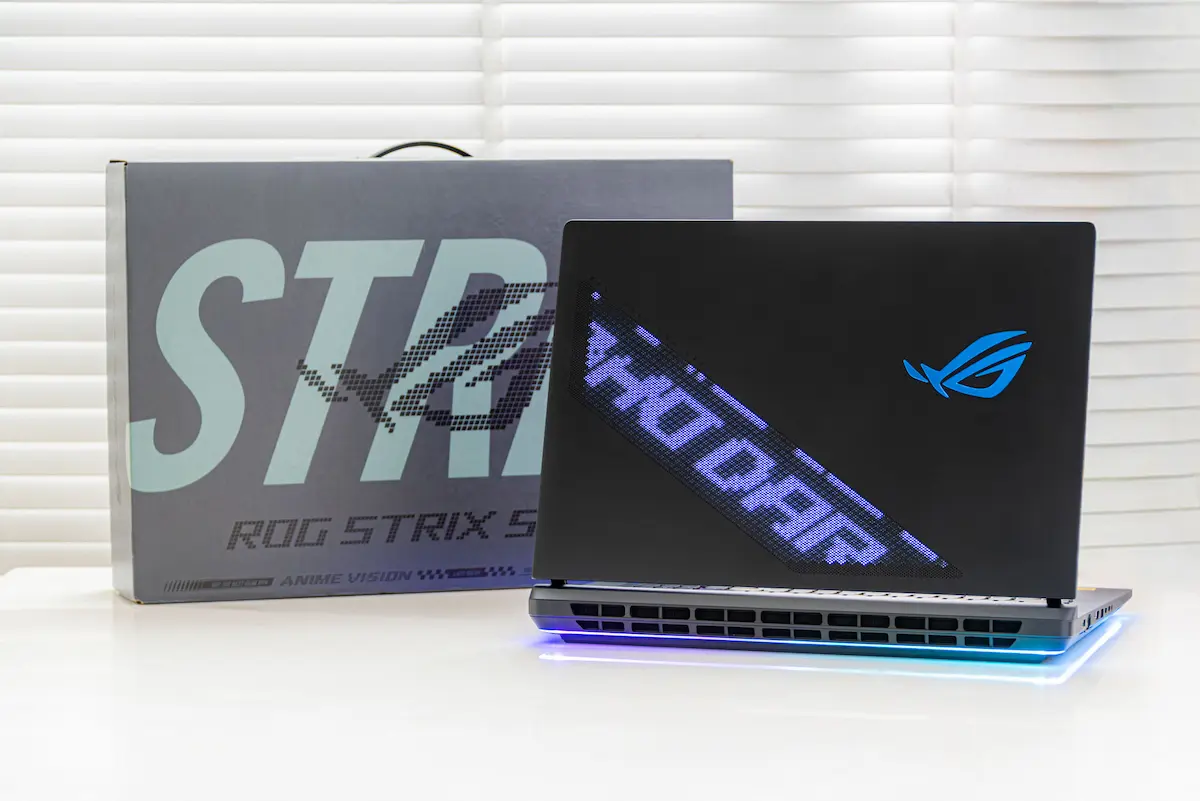 ROG-Strix-SCAR-18-42.webp